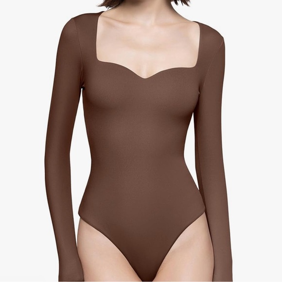 pumiey Tops - PUMIEY Sweetheart Neck Long Sleeve Slimming Bodysuit NWOT